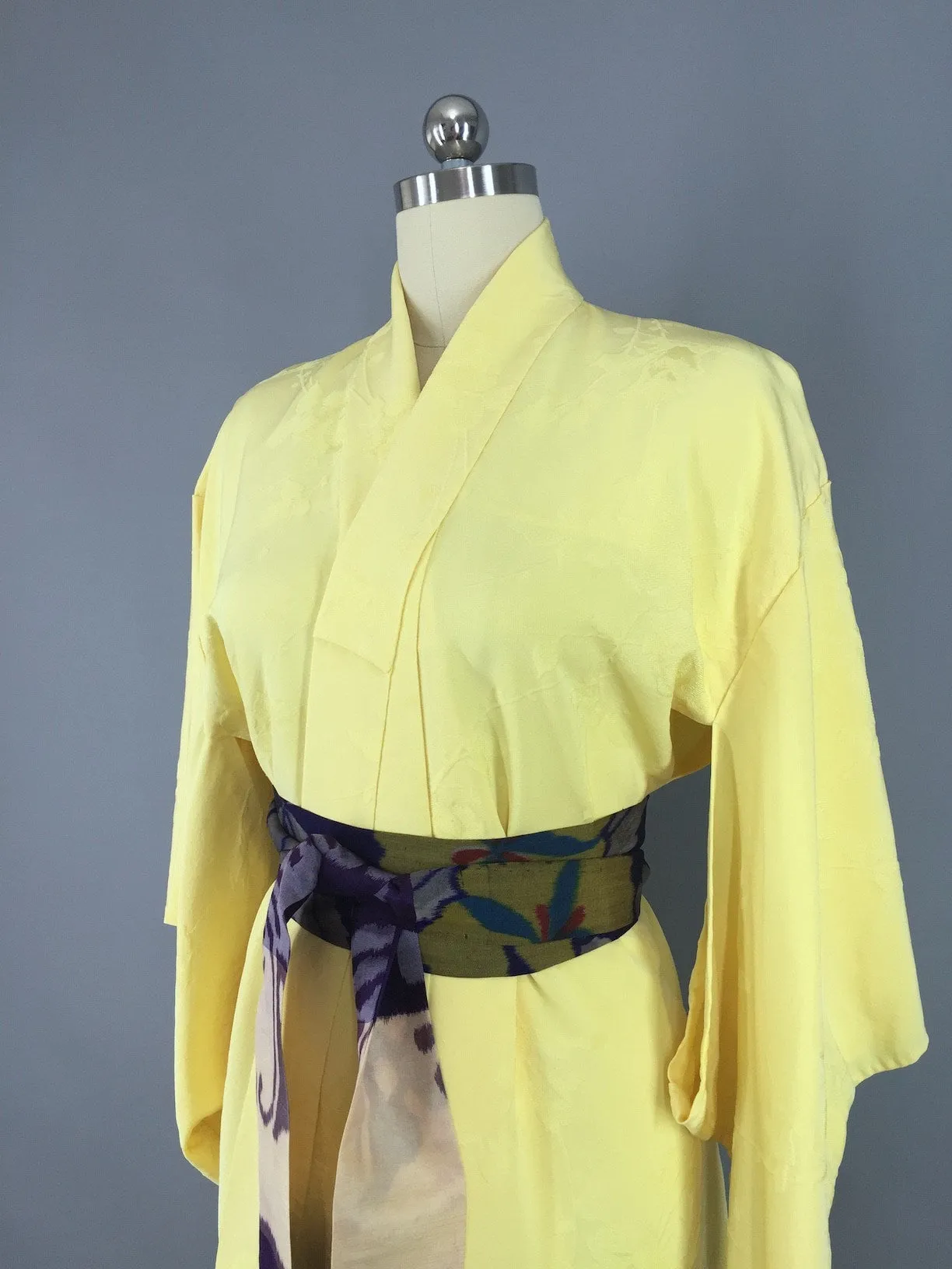 1950s Vintage Silk Kimono Robe with Yellow Floral Pattern