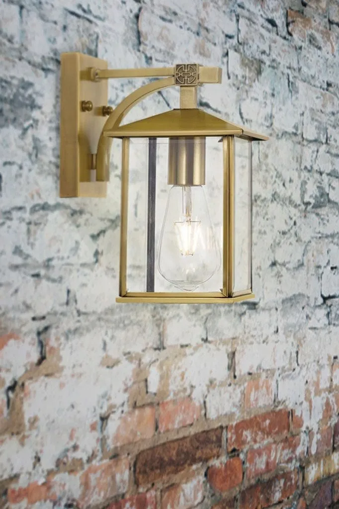 Avebury Brass Wall Light