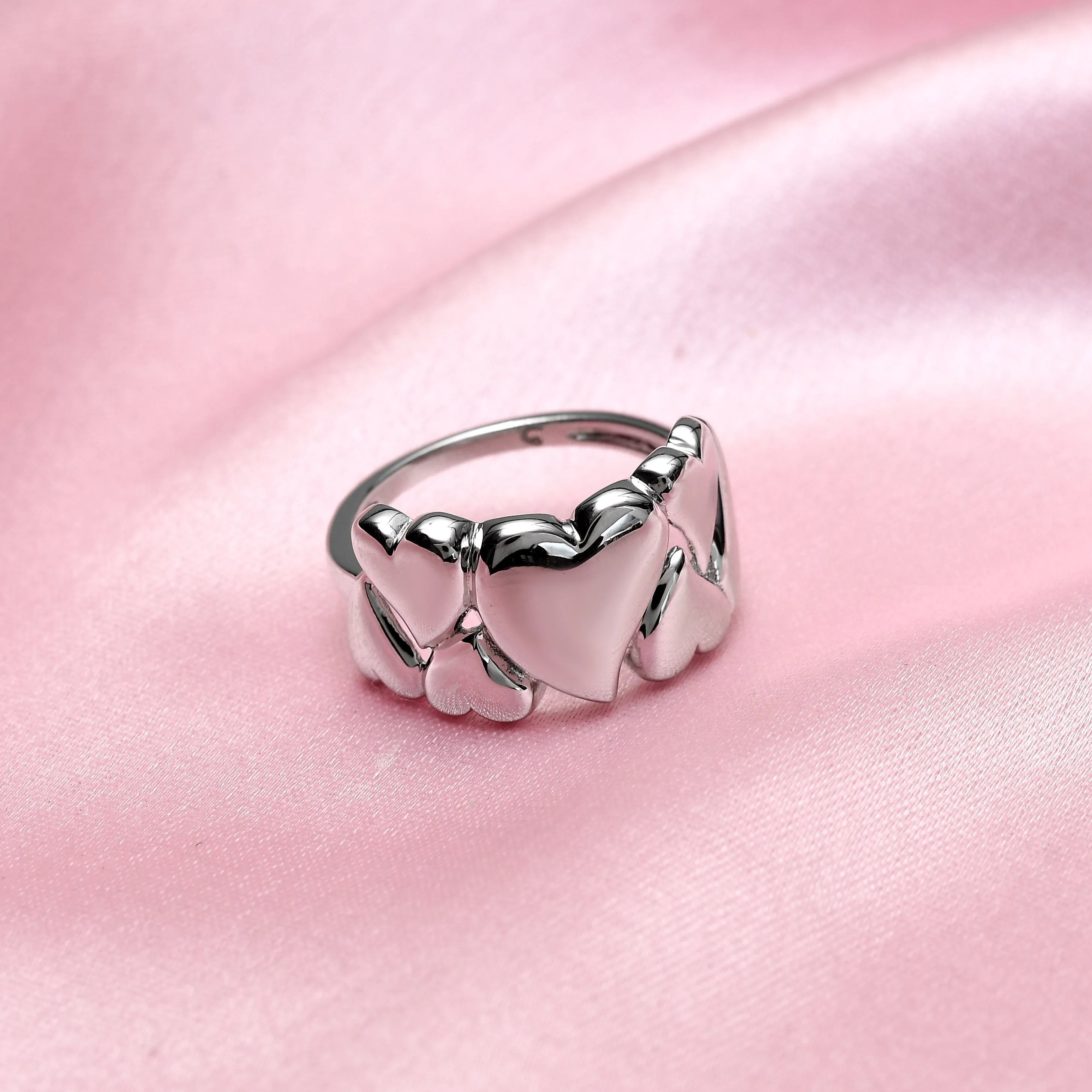 Balloon Hearts Band Ring