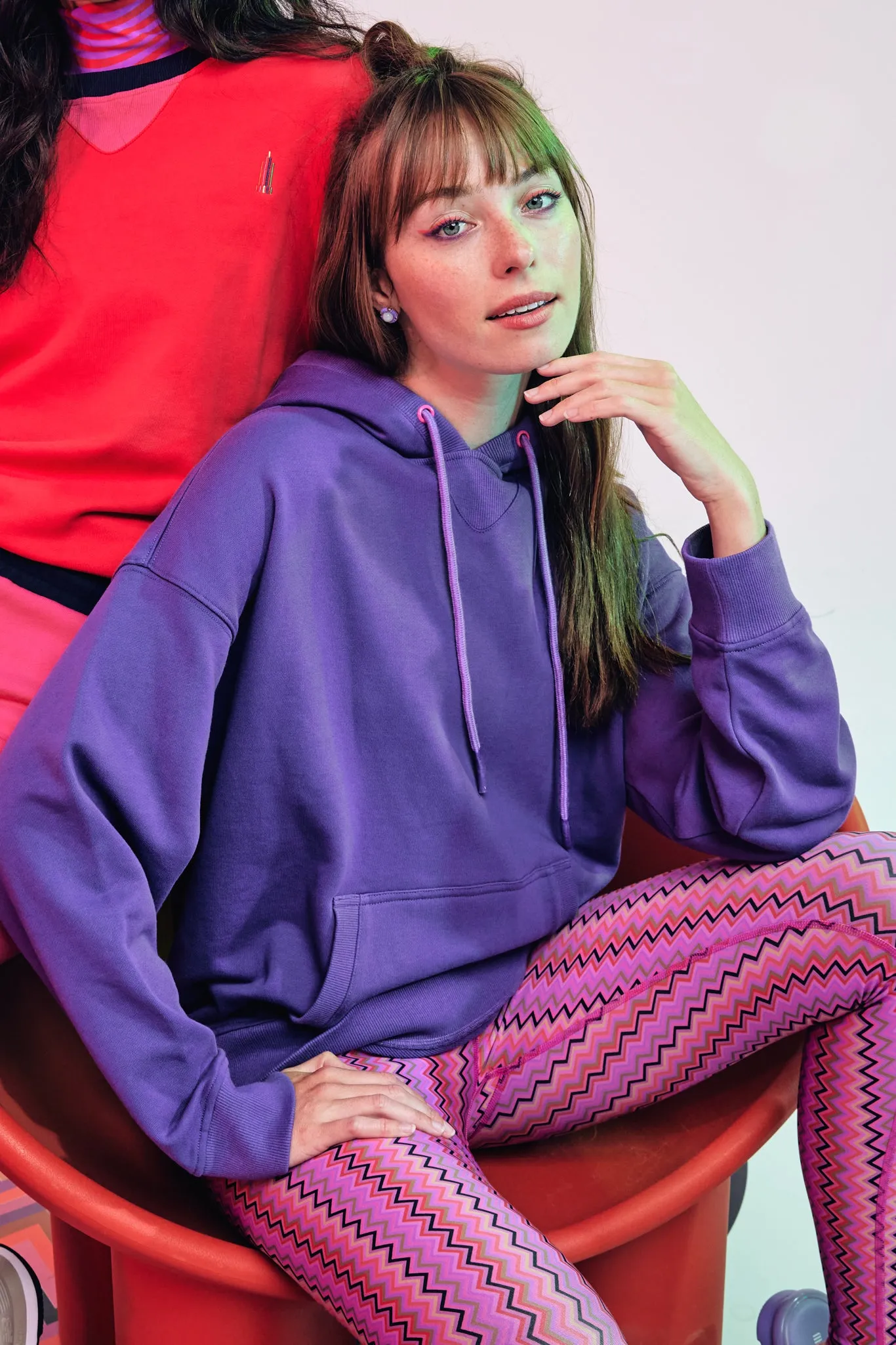 Hoodie in Electric Purple