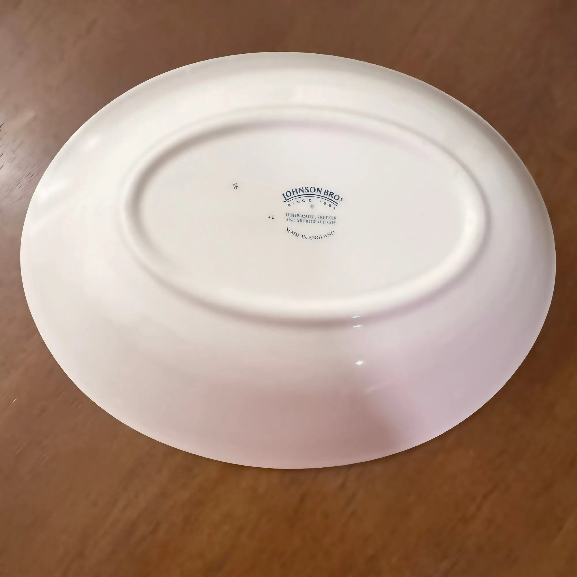 Johnson Brothers Acanthus Oval Vegetable Serving Bowl 9"