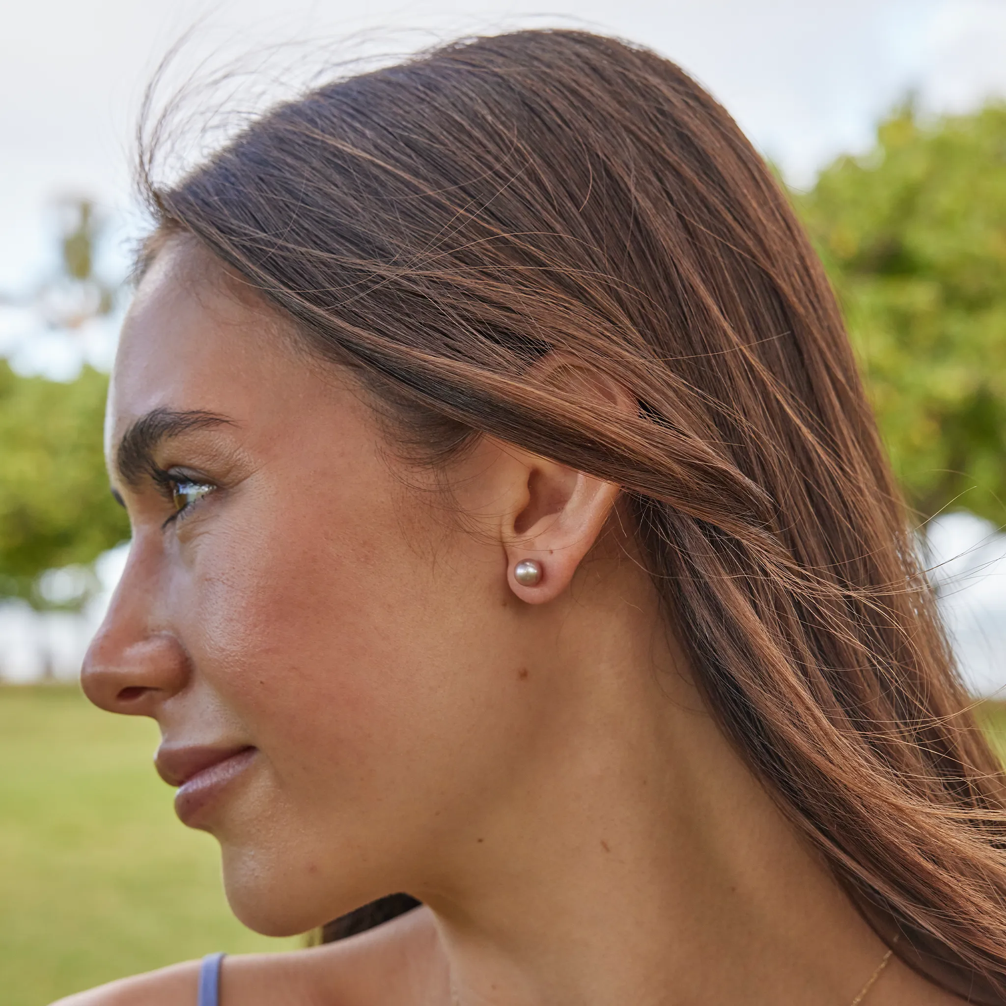 Lavender Freshwater Pearl Earrings in White Gold - 7-8mm