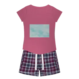 pexels-kelly-johnson-4767047 Women's Sleepy Tee and Flannel Short