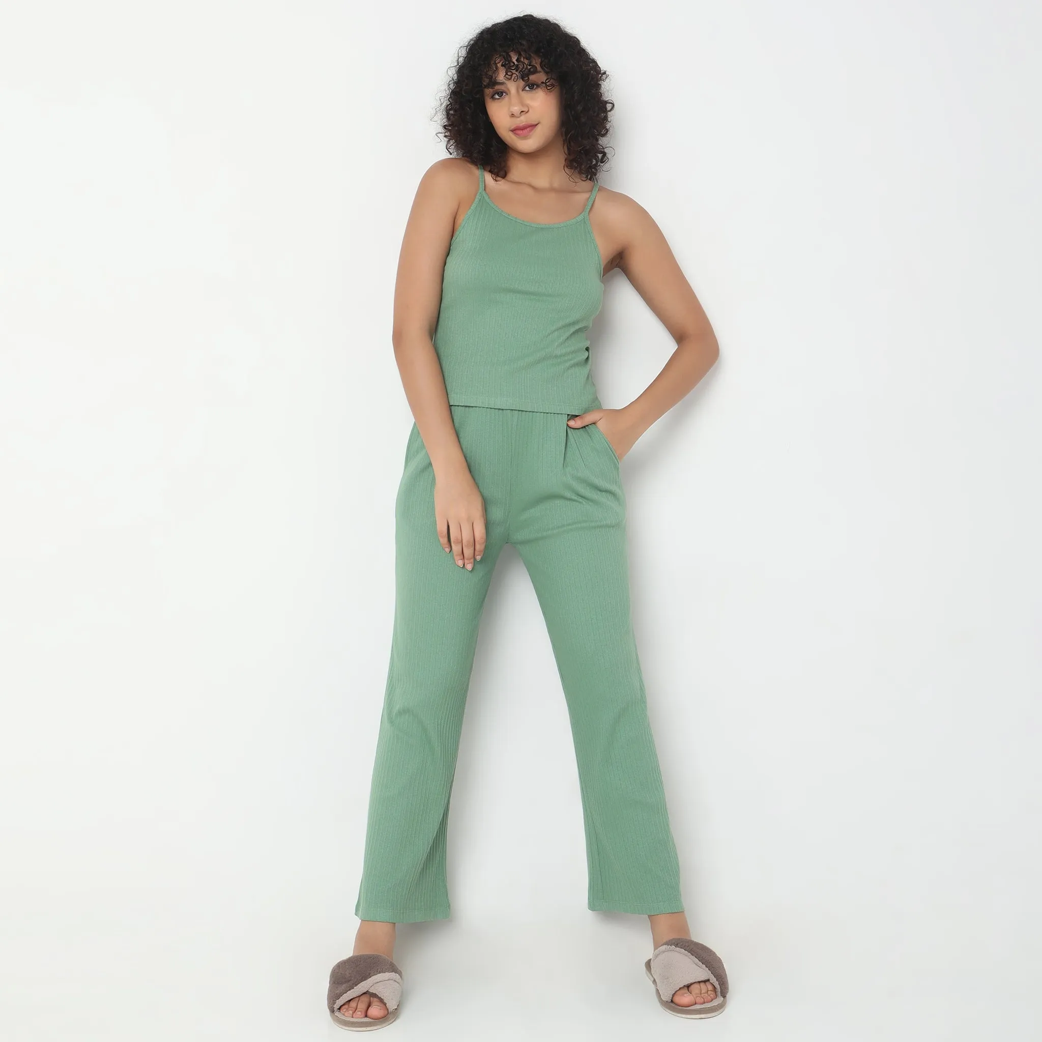Regular Fit Solid Mid Rise Lounge Pants