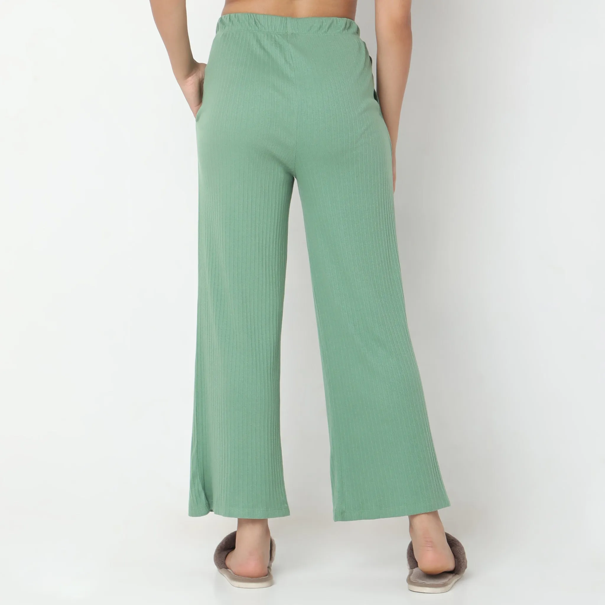 Regular Fit Solid Mid Rise Lounge Pants