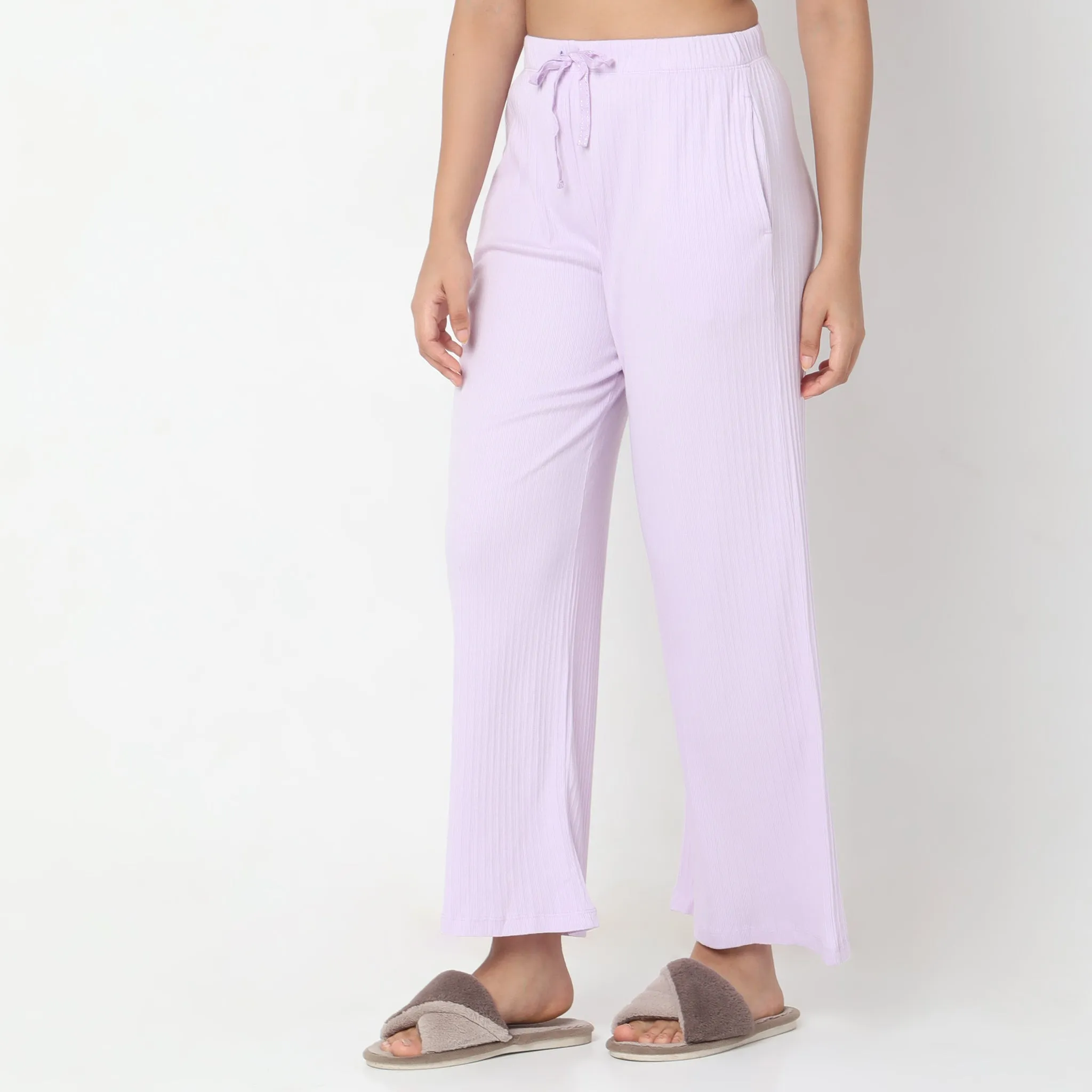 Regular Fit Solid Mid Rise Lounge Pants