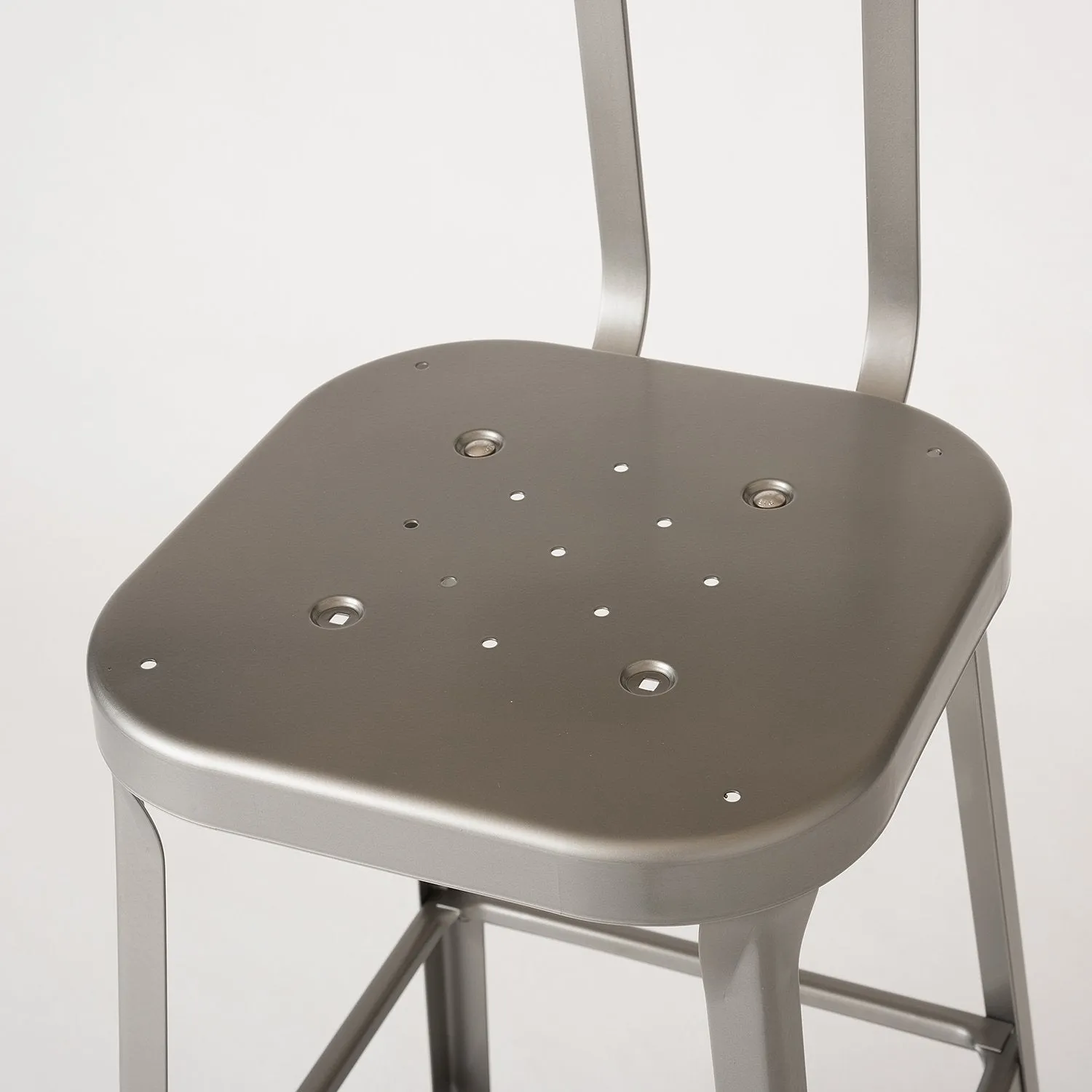 Schoolhouse Utility Stool 18"