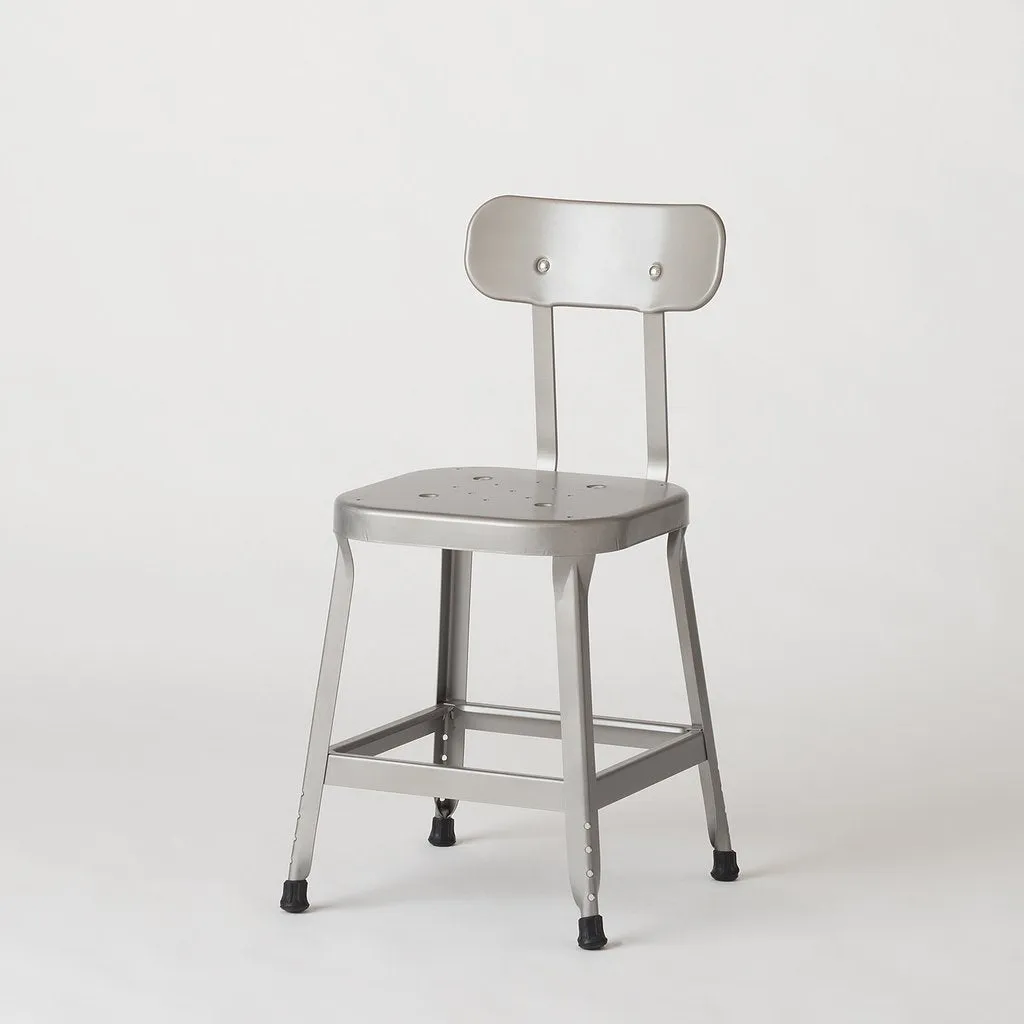 Schoolhouse Utility Stool 18"