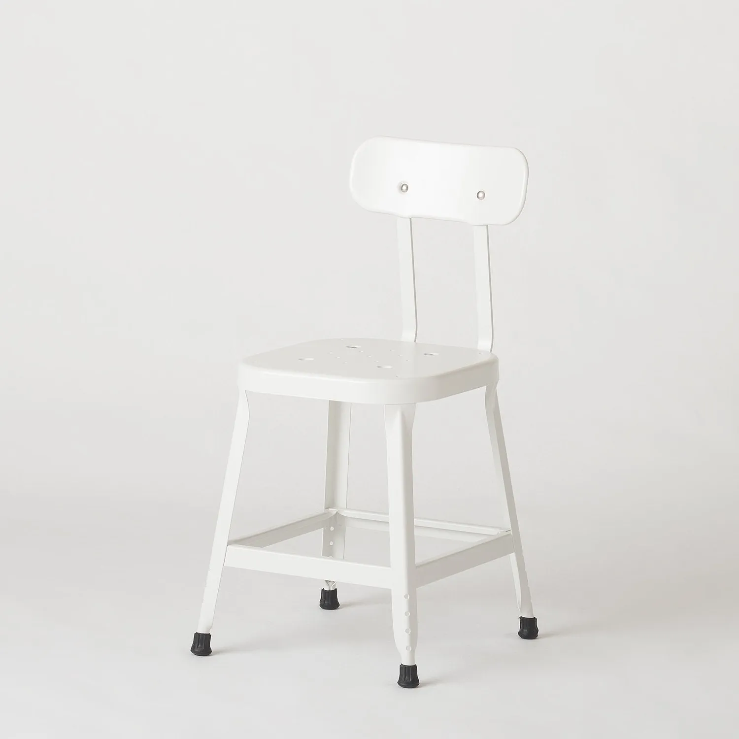 Schoolhouse Utility Stool 18"